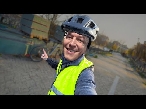 BUXTEHUDE BICYCLE COP