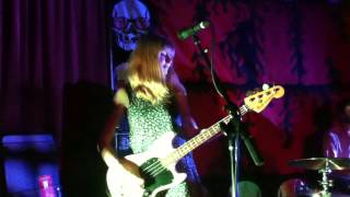 La Sera - Fall In Place 10/28/14 Sacramento