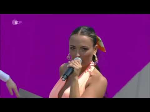 Sofía Martín - ZDF Fernsehgarten: "Vamos A Bailar & Yo Por Ti"