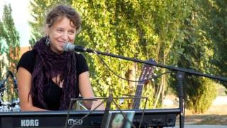 Versió de "GLORIA" de SAU per Mercè Subirachs