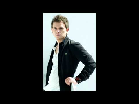 Fedde Le Grand vs. Sultan & Ned Shepard feat. Mitch Crown - Running (Original Mix)