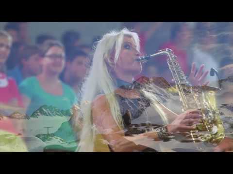 Maria Kofler mit sax `n` more I am from Austria ein Sax-Cover des Hits von Reinhard Fendrich