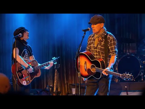 Broken Radio - Jesse Malin and Bruce Springsteen (live at the Paramount Theatre, Asbury Park 2020)