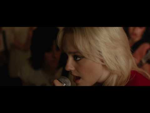 The Runaways (Clip 'They're Killing It')