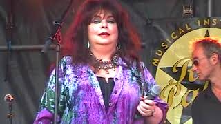 Mariska Veres (Shocking Blue) &amp; The Clarks - Venus en Somebody To Love (Live Kaderock 2006)