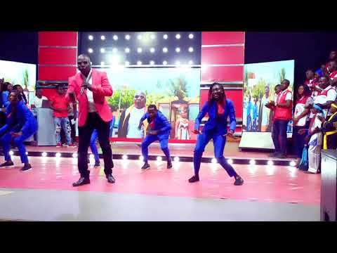 PRINCE ZOETABA à l'émission la télé s'amuz (by pezito Golgi)