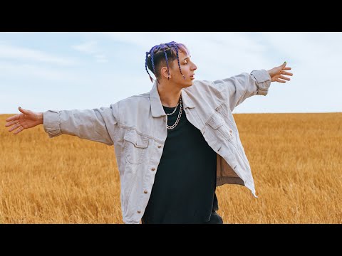 KIFYKIFY - UN BESO (Official Music Video)