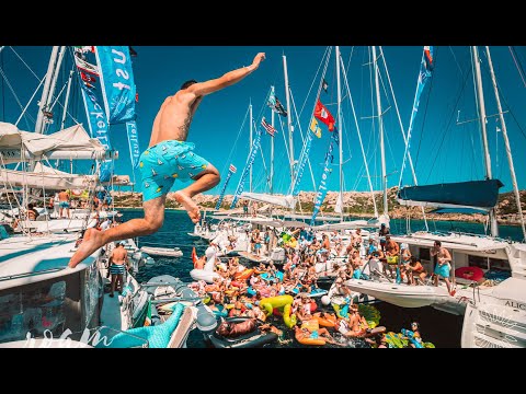 The (ugly?) truth about flotilla sailing - Ep86 - The Sailing Frenchman