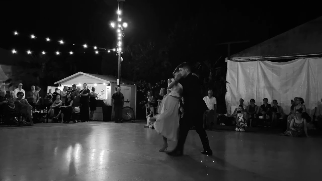 Video thumbnail for 28.08.24, Molocinque (VE) - Rachele Morelli e Francesco Maria Paglionico - Amarras (Juan D'Arienzo)