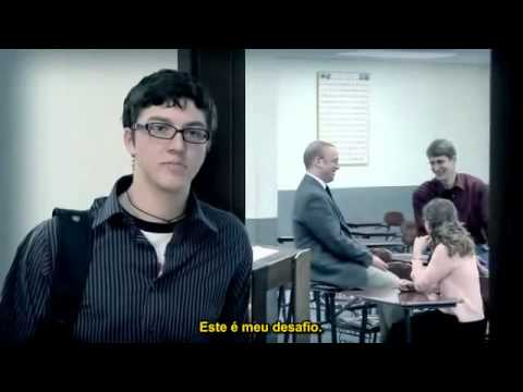 O Senhor nos convida a adorá-lo!