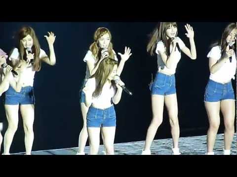 [FANCAM] 121123 Gee Cut 2 - Girls Generation SMTOWN SG