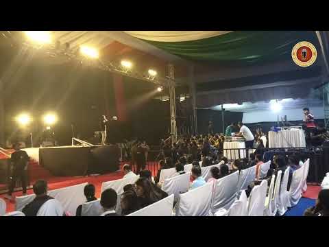 SANJAY POTDAR Anchor Sanjay hosting Live concert | Band The Local train | Aarohan cultural fest 2019