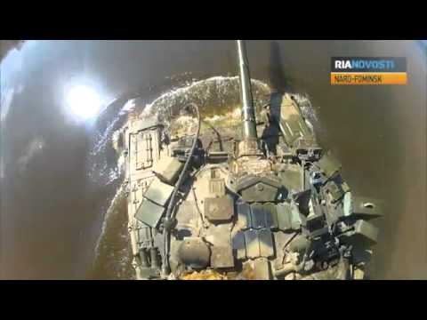 Unterwasserfahrt: Wofür üben Russische Panzer in fünf Meter Tiefe  ?