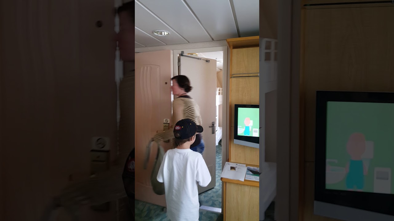 Freedom of the Seas - Cabin 8500 - Video 1