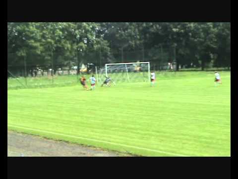 Oskar Przysucha - Wulkan Zakrzew 1:3 (1:2)