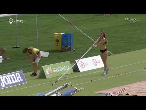 Clara Fernandes Spanish Pole Vaulter Athlete