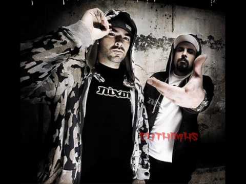 Video thumbnail for Όσο Περνάνε οι Xρονιές