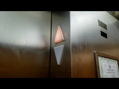 Schindler Haughton Hydraulic Elevator @ Great Lakes Building, Toledo, OH