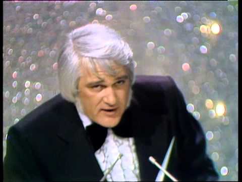 Charlie Rich Wins Country Single - AMA 1974