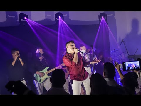 Mosaico Romantico - Oscar Gamarra y Camilo Carvajal