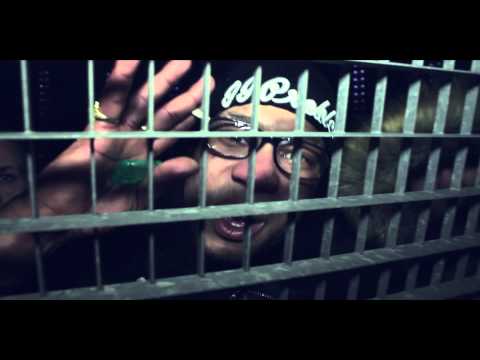 Strickly Bones - IshCady