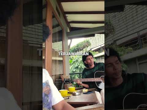 Bersamaku akan sedikit susah - Enau Feat Ari Lesmana "Fourtwnty"