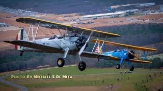 preview picture of video 'Three Stearmans Fly Over Calverton National Cemetary - Pearl Harbor Day'