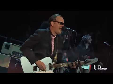 Joe bonamassa - Live at red rocks 2017