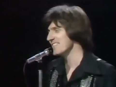 The Shadows - Let Me Be The One (Live 1975)