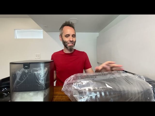 Best Dual Pet Feeder with USB-C and Dishwasher Safe - close-up view