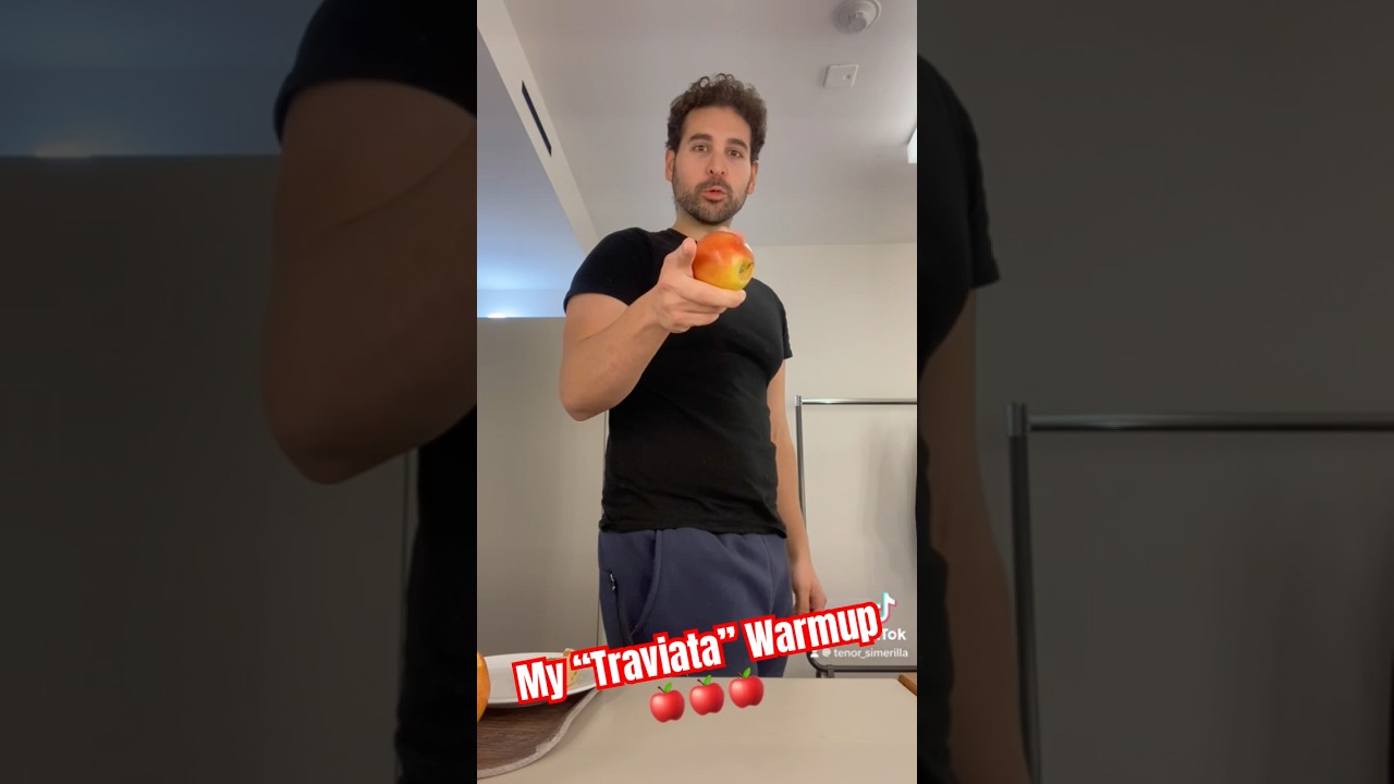 🍎🍎🍎 My “Traviata” Warmup…#apple #snarl #bite #sound #bright #light #tenor #opera #singing #thin