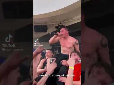 RHOVE INFIAMMA IL PALCO🔥🔥 #SHORTS #RHOVE