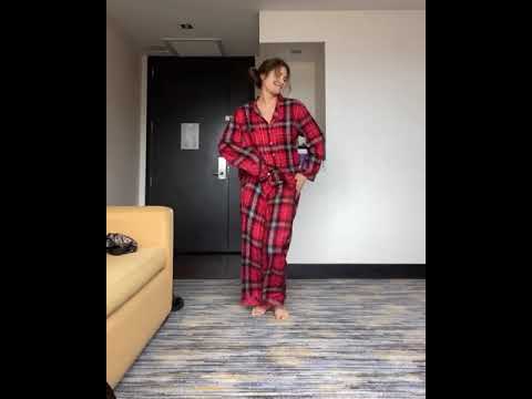 Greeicy se levanta bailando y con muy buena actitud 💖😊