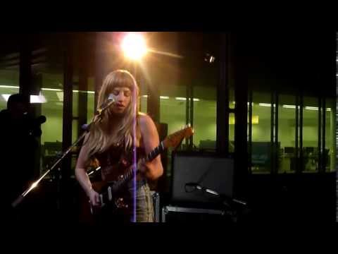 Deap Vally - Ain't Fair (Live Myspace Session, London, Nov '12)