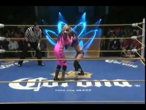 Dark Angel Sarah Stock vs Princesa Blanca