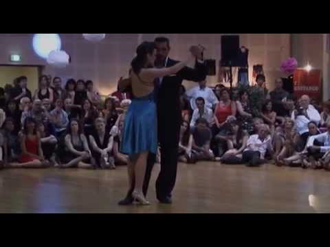  Jorge Pahl  and  Maria Belen Giachello  are  dancing  to  the  tango  "  Barro  "  by  Osvaldo Pugliese  in  2014