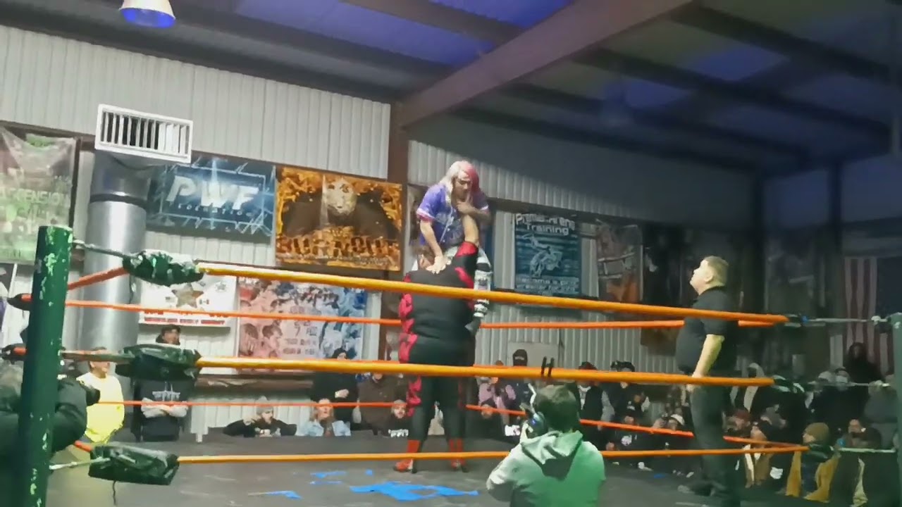 FIGHT CLUB 2: HOUSTON (GCW VS. LOKO WRESTLING) LOKO WRESTLING CHAMP DANTE LEON VS. SAM STACKHOUSE!