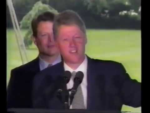 R.E.M. 1993-05 - 'Week In Rock', MTV, USA [News on the 'Votor Motor' Bill]