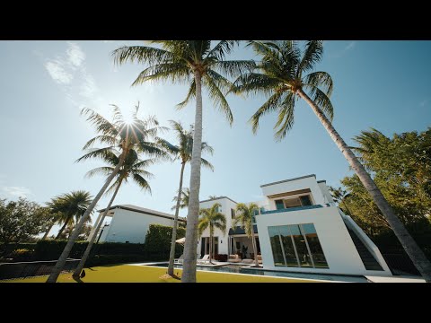 LUXURY REAL ESTATE VIDEO TOUR | PALM BEACH, FL | SONY FX3 & LAOWA 10MM
