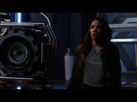 The Flash: S2E21 - Barry Vs Zombie Girder