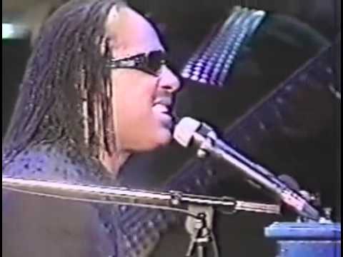 Videoclip de For Your Love (Live/1995) — Stevie Wonder