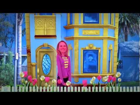 Tulip Pink - a (very) short animated film by Keram Malicki-Sanchez and Greg Brehm
