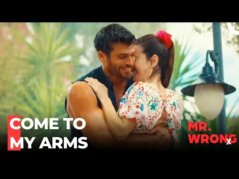 Ozgur Hugs Ezgi - Mr. Wrong