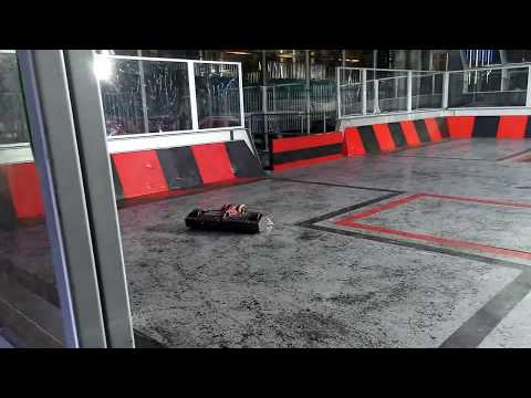 Magnetar - Robot Wars 2017 (series 3/10) - Drive test with magnets