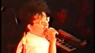rare Devo &quot;When We Do It&quot; in live in 1990