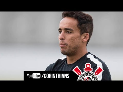 Jadson sobre o Corinthians: 'Mostramos que temos qualidade'