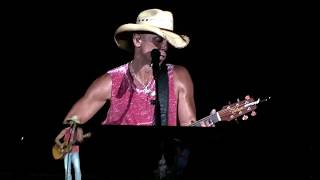 Kenny Chesney Old Blue Chair Live