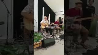 Download lagu Iwan Fals - Ikan Dalam Kolam mp3 Download lagu Iwan Fals - Ikan Dalam Kolam mp3