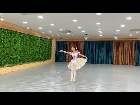 Lafille Mall Gardee Variation. YAGP Virtual International 2022