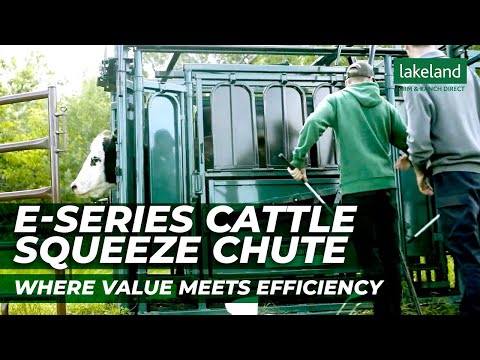 The Lakeland E-Series Cattle Squeeze Chute | A Cattle Handler With All The Value and No Compromises
